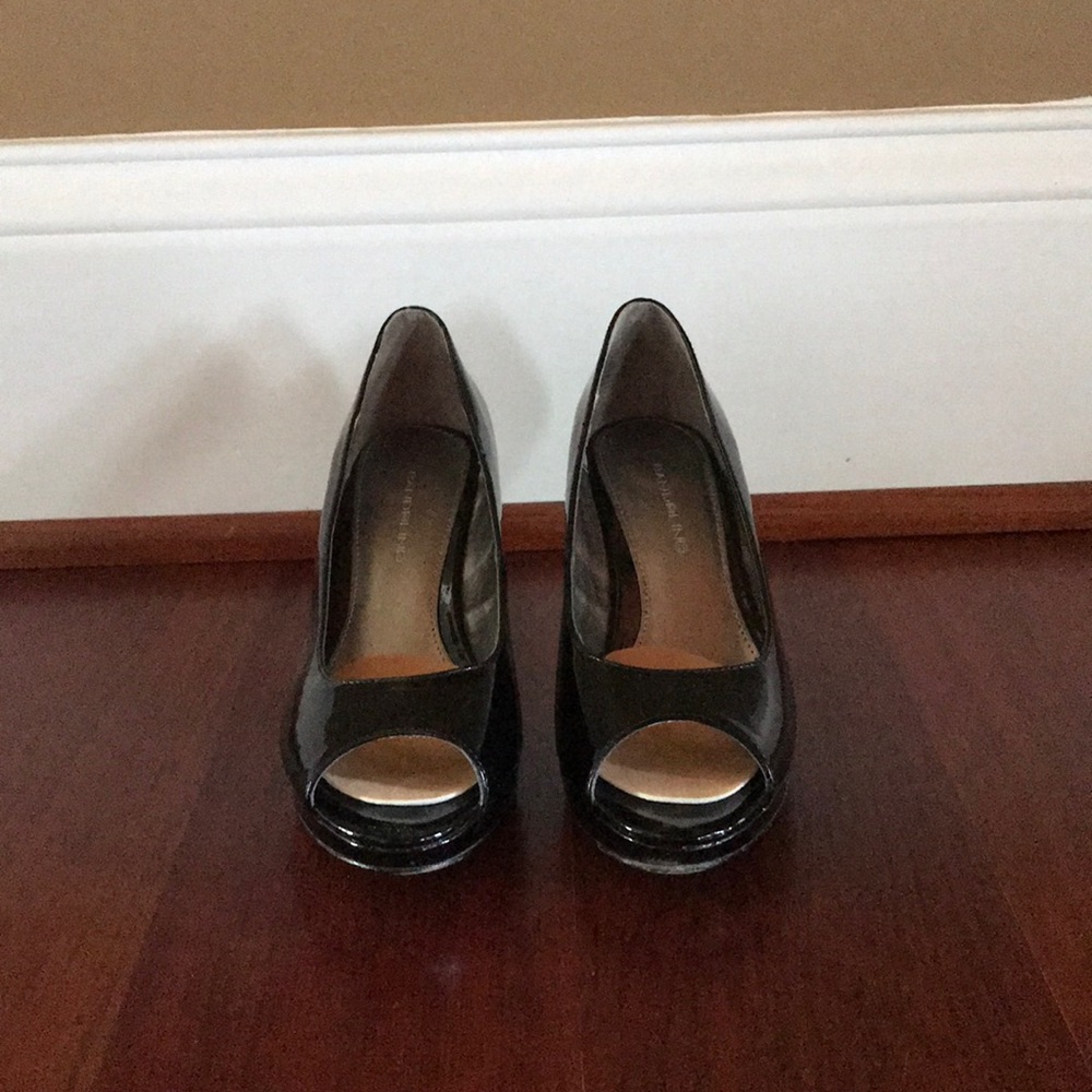 Bandolino Shiny Black Heels